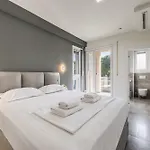 Amma Pool & Jacuzzi By Pikhost Draç
