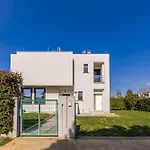 Amma Pool & Jacuzzi By Pikhost Appartement *