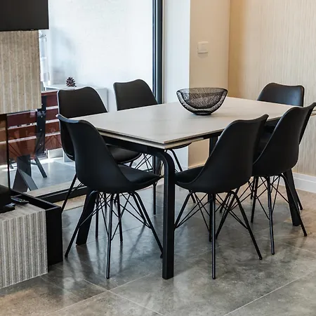 Daire Amma Pool & Jacuzzi By Pikhost