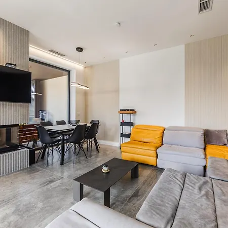 Apartament Amma Pool & Jacuzzi By Pikhost