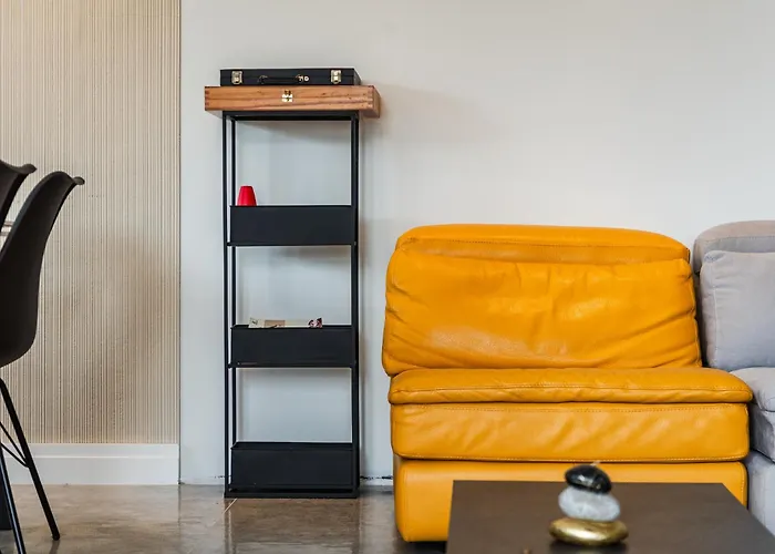 Amma Pool & Jacuzzi By Pikhost