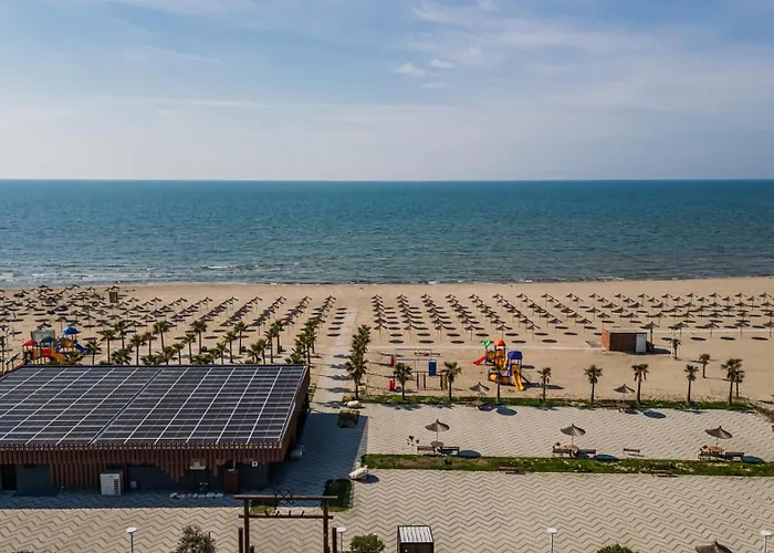 Daire Amma Pool & Jacuzzi By Pikhost