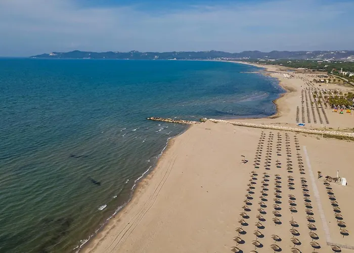 Amma Pool & Jacuzzi By Pikhost Dıraç