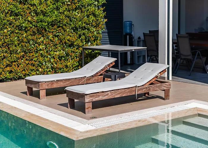 Amma Pool & Jacuzzi By Pikhost Daire Dıraç