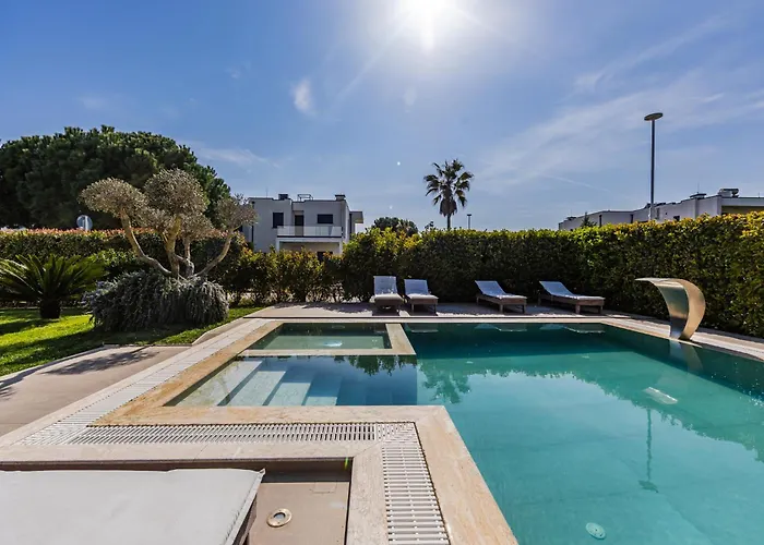 Amma Pool & Jacuzzi By Pikhost Daire Dıraç