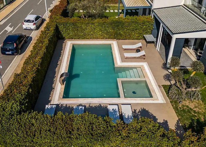 Daire Amma Pool & Jacuzzi By Pikhost Dıraç