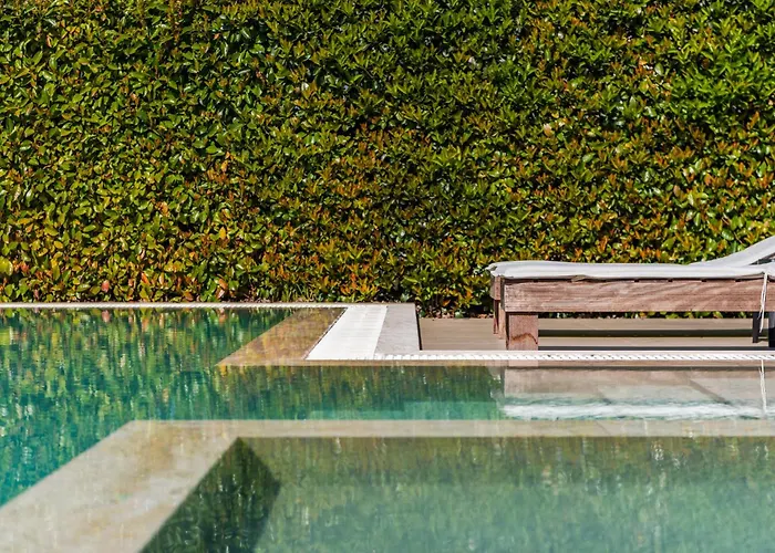 Amma Pool & Jacuzzi By Pikhost