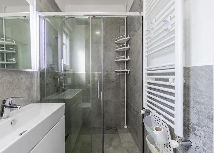 Amma Pool & Jacuzzi By Pikhost Daire Dıraç